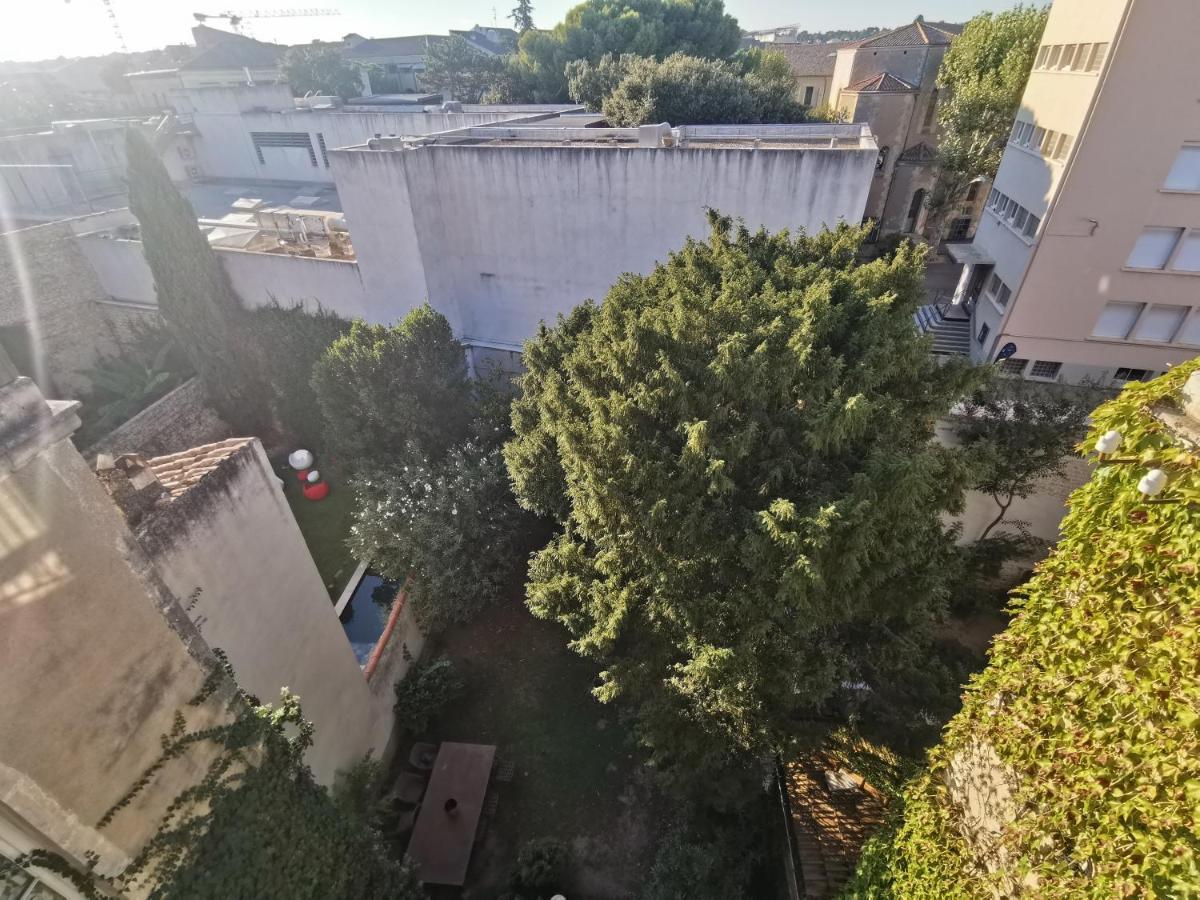 La Terrasse Suspendue Des Arenes - Nuit A Appartement Nîmes